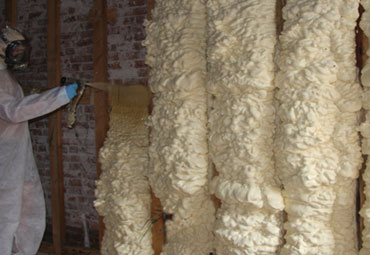 Types of Spray Foam in Winnipeg