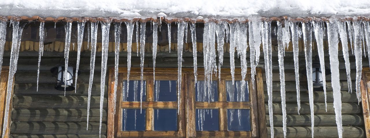 spray foam prevents ice dams by providing proper insulation in Winnipeg attic spaces